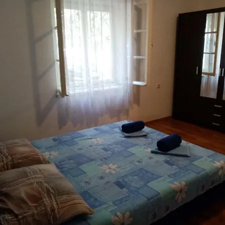 Zdenka * Makarska