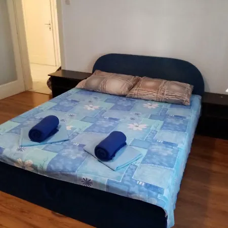 Zdenka * Makarska
